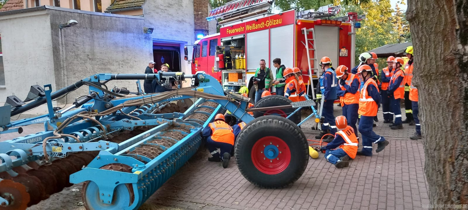 IMG_20250627_WA0033-1283-4608-3456-95-wm-right_bottom-40-feuerwehrstumsdorfde-200-200-200-14.jpg